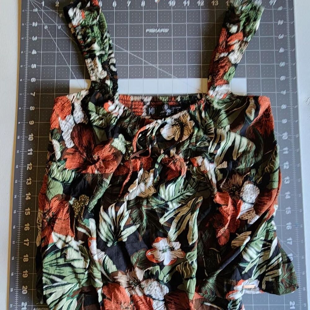 Volcom Women's multi Vest